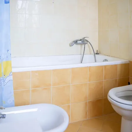 034 - Casa Teresa 7 Minuti Dal Mare, Nel Di Finale Finale Ligure