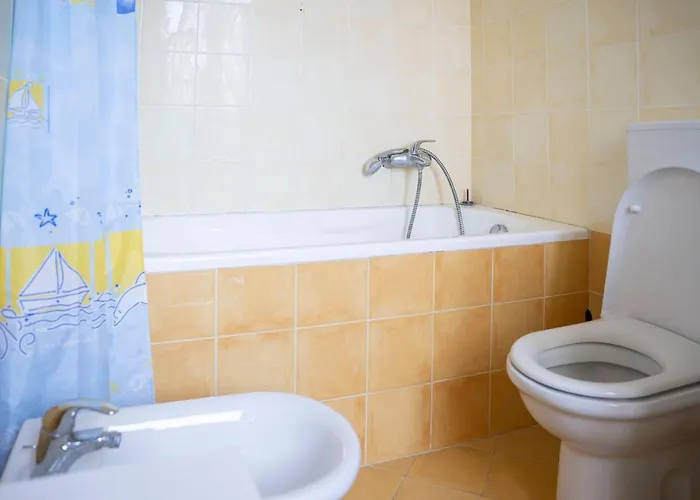 034 - Casa Teresa 7 Minuti Dal Mare, Nel Di Finale Finale Ligure