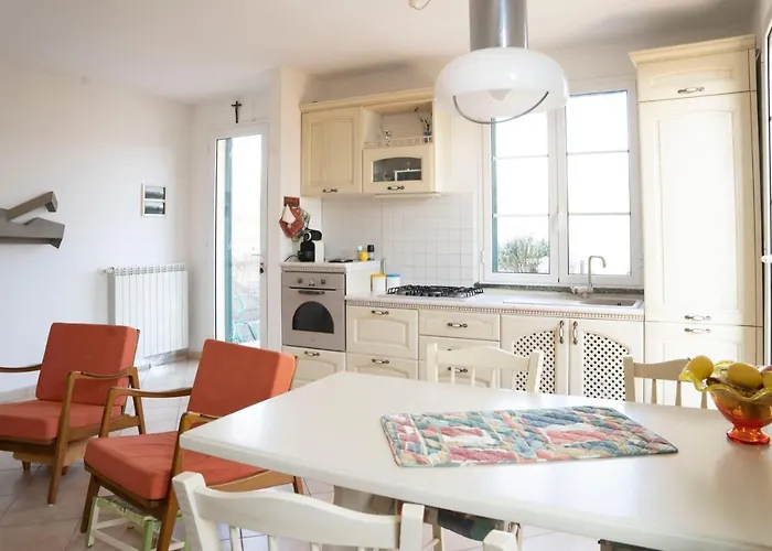 034 - Casa Teresa 7 Minuti Dal Mare, Nel Di Finale Apartamento Finale Ligure